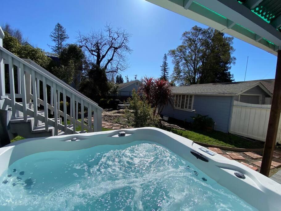 Downtown Napa Hot Tub Retreat - 3 Bed L 2 Bath Villa Eksteriør billede